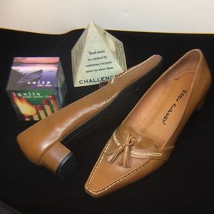Leather shoes, Tan